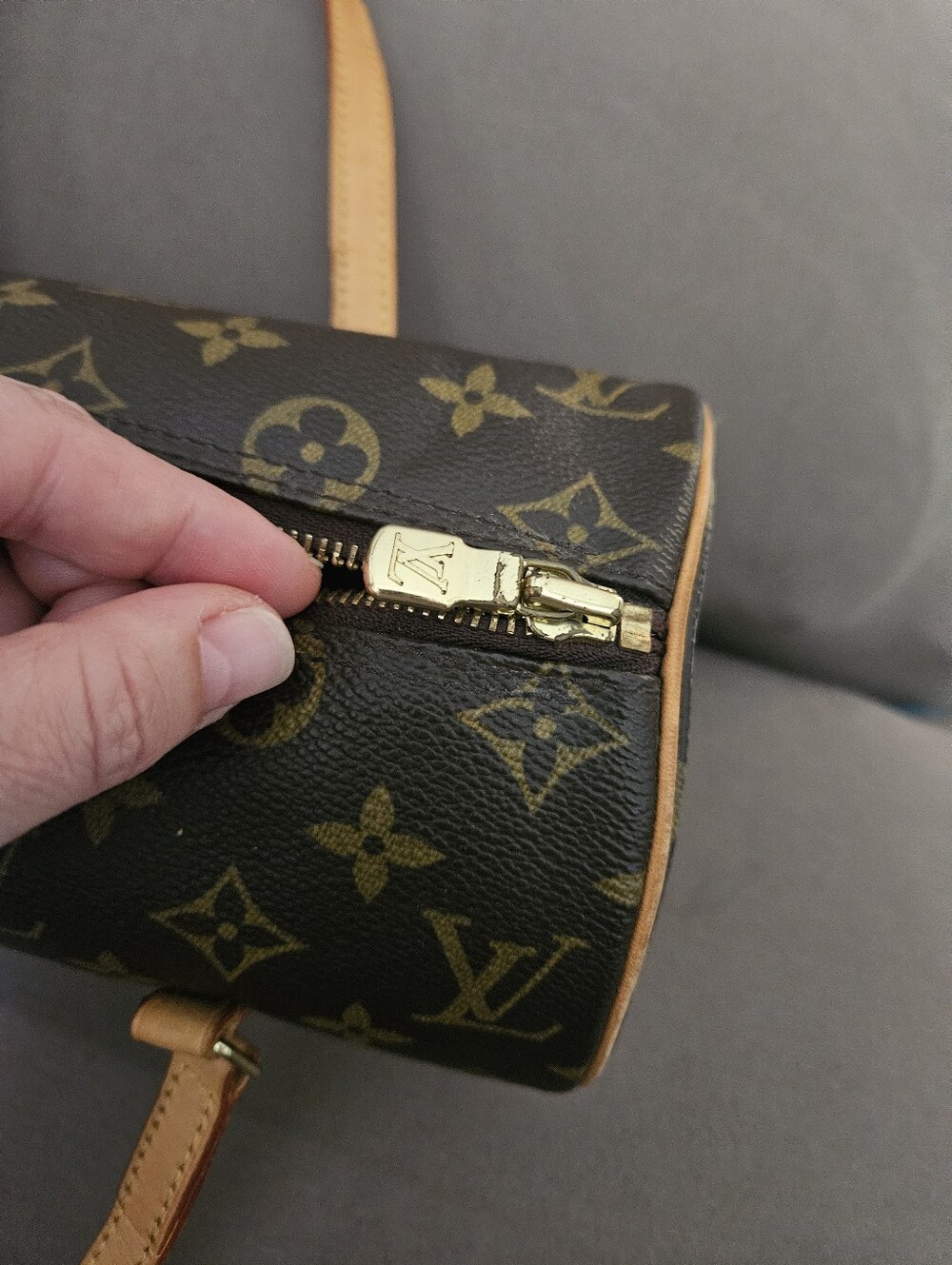 Louis Vuitton Barrell Monogram Papillon 30. - Picture 14 of 15